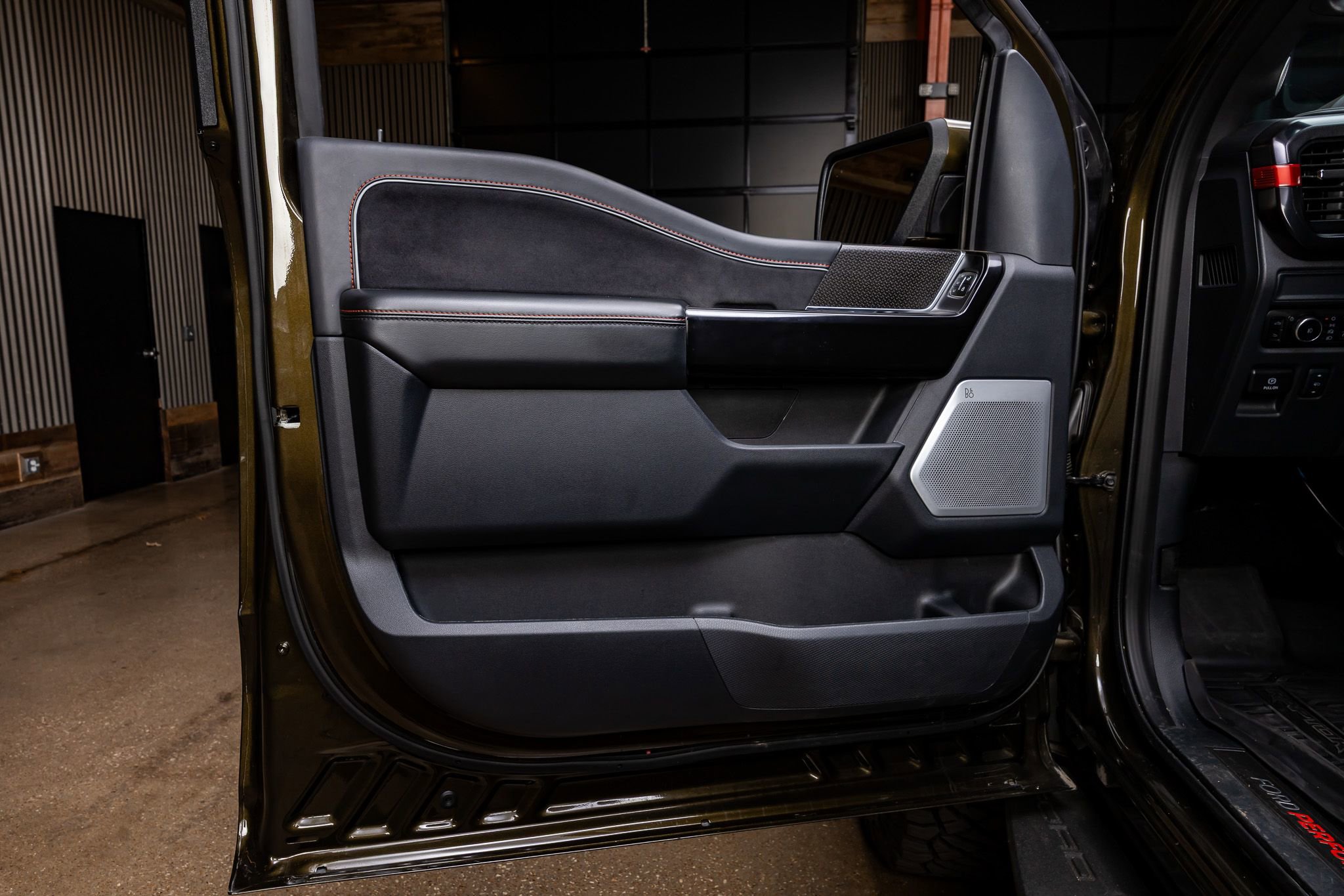 Used 2025 Ford F150 Raptor w/ Equipment Group 803A Raptor R image 34