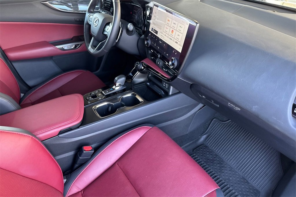 Used 2023 Lexus NX 350h 350h Premium image 14