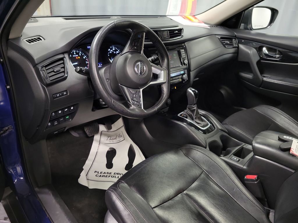 Used 2020 Nissan Rogue SL w/ Premium Package image 14
