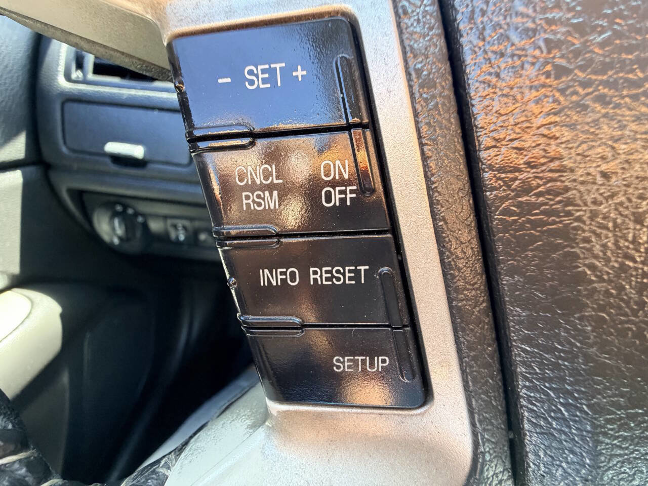 Used 2010 Ford Fusion Sport FWD image 61