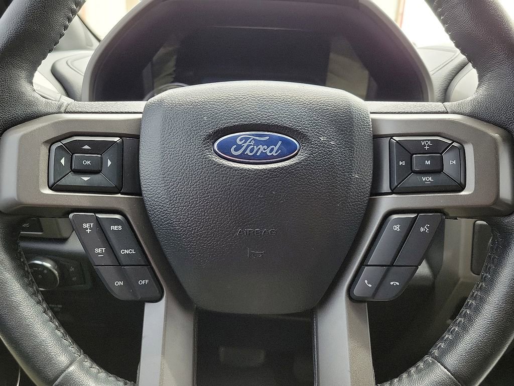 Used 2020 Ford Expedition Max XLT w/ Equipment Group 202A AWD/4WD image 24