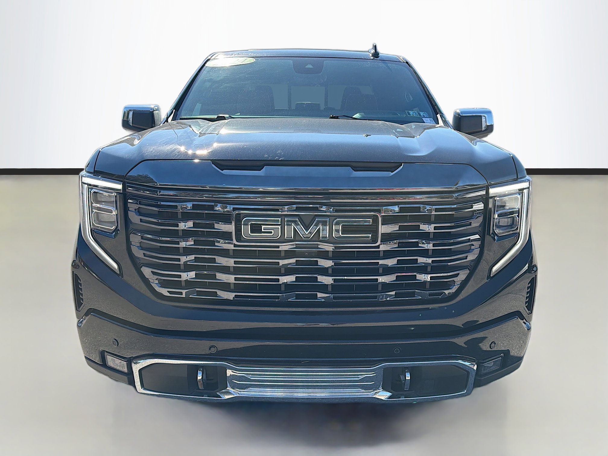 Used 2024 GMC Sierra 1500 Denali Ultimate image 8