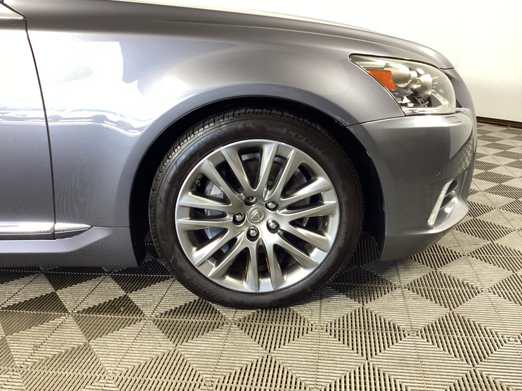 Used 2014 Lexus LS 460 L RWD image 7