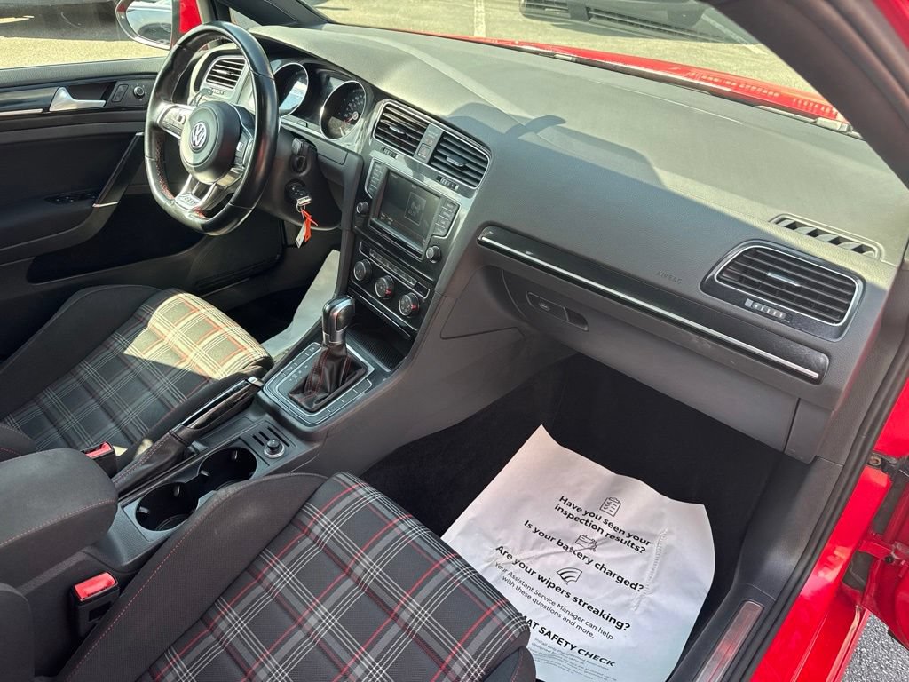 Used 2016 Volkswagen GTI S FWD image 36