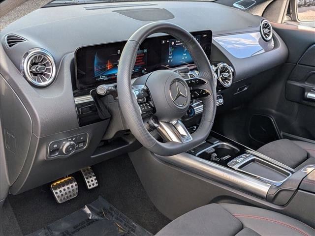 Used 2025 Mercedes-Benz GLA 35 AMG 4MATIC image 10