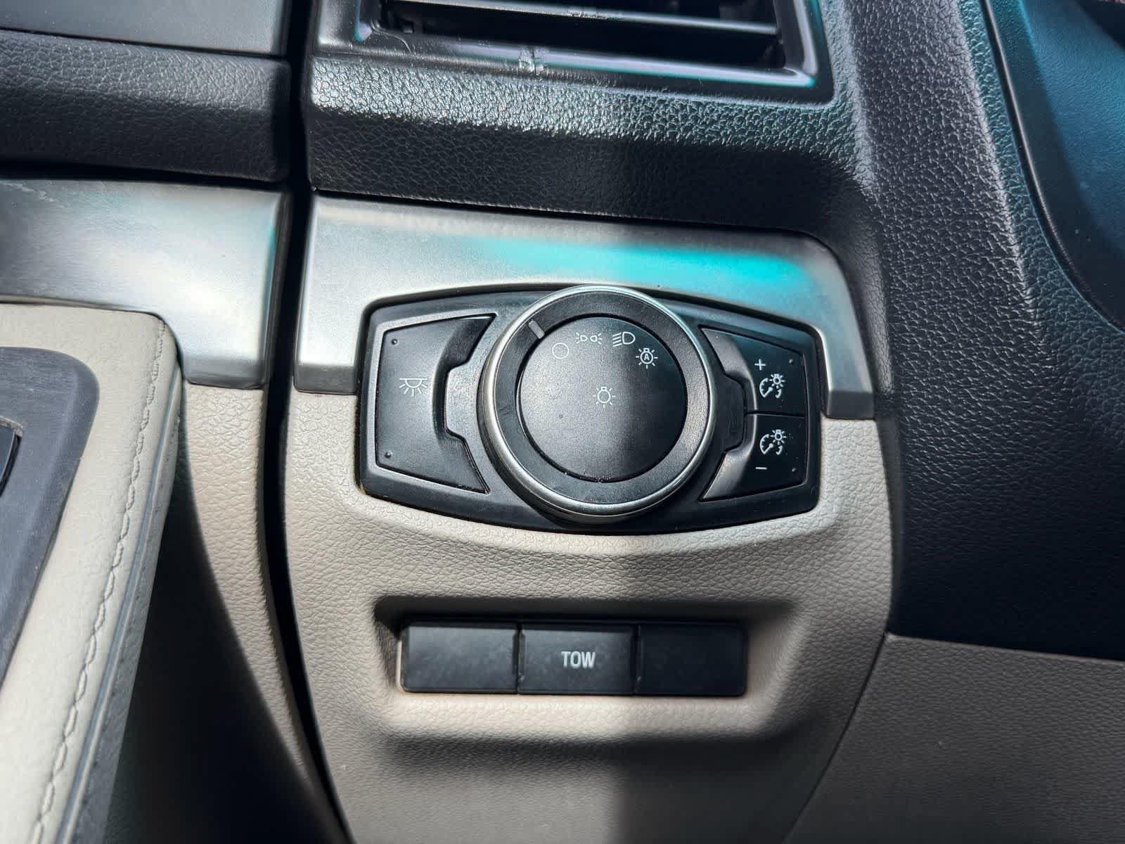Used 2014 Ford Explorer 4WD image 13