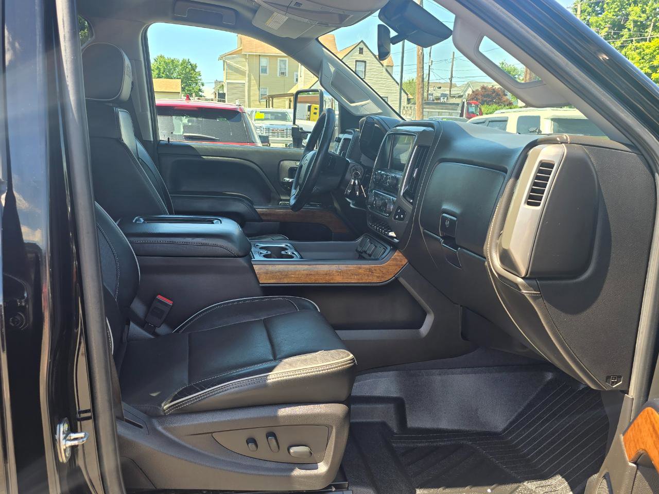 Used 2019 Chevrolet Silverado 3500 High Country w/ Duramax Plus Package AWD/4WD image 16