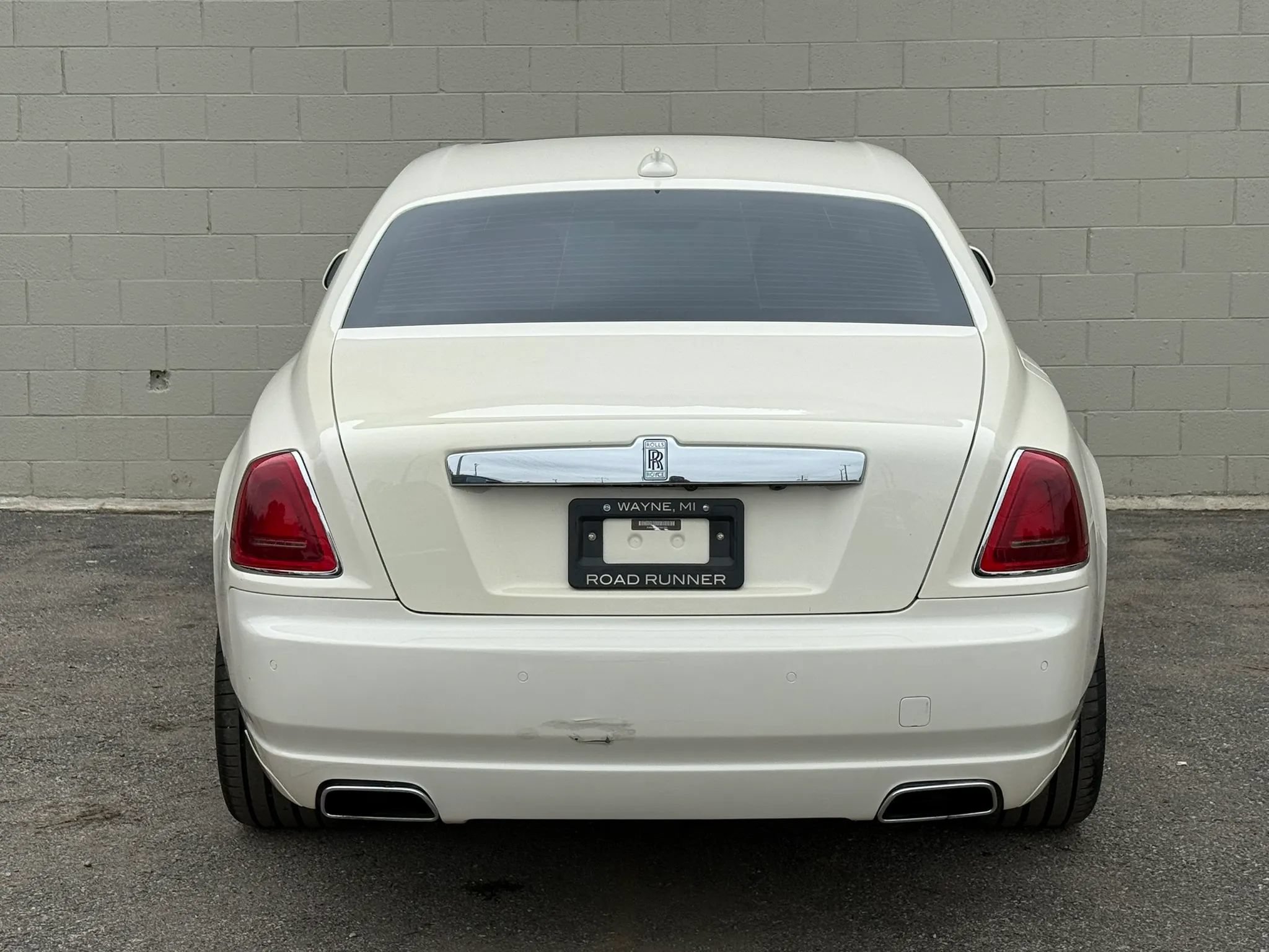 Used 2013 Rolls-Royce Ghost RWD image 10