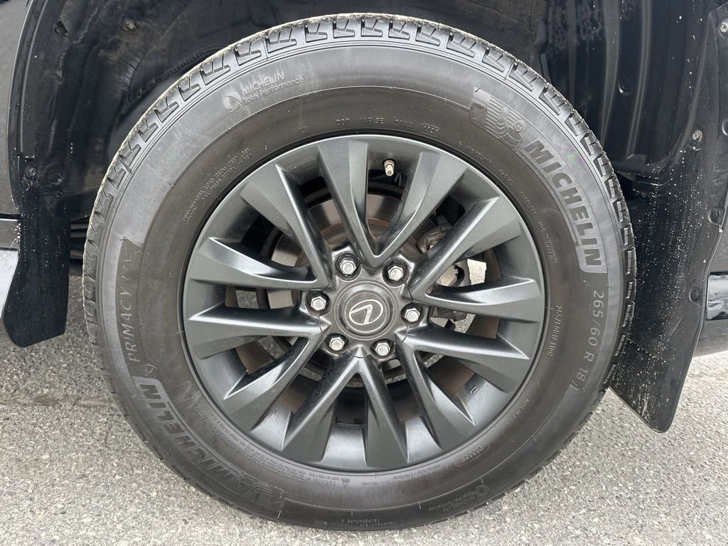 Used 2022 Lexus GX 460 Premium w/ Premium Plus Package image 33