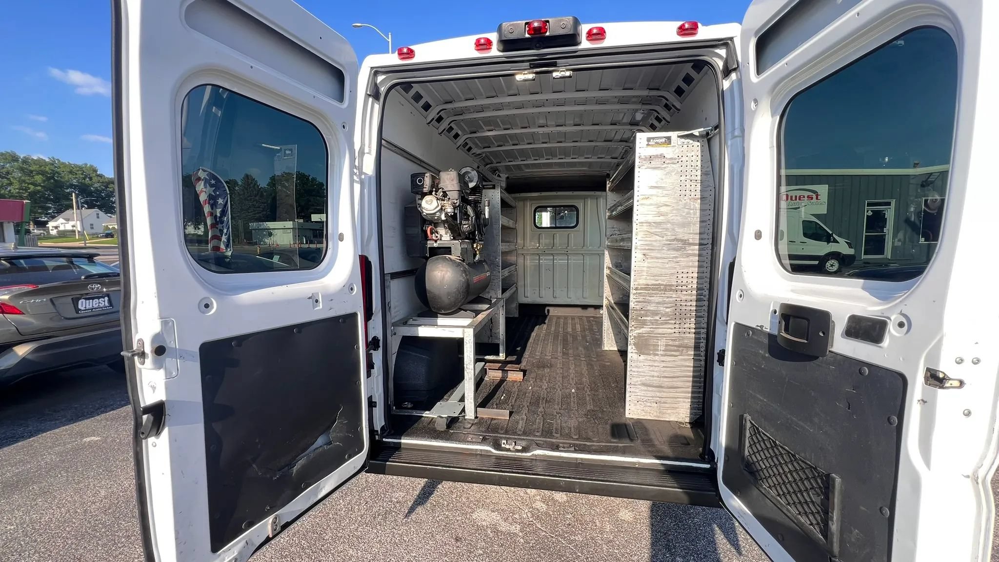 Used 2021 RAM ProMaster 2500 w/ Convenience Group FWD image 15