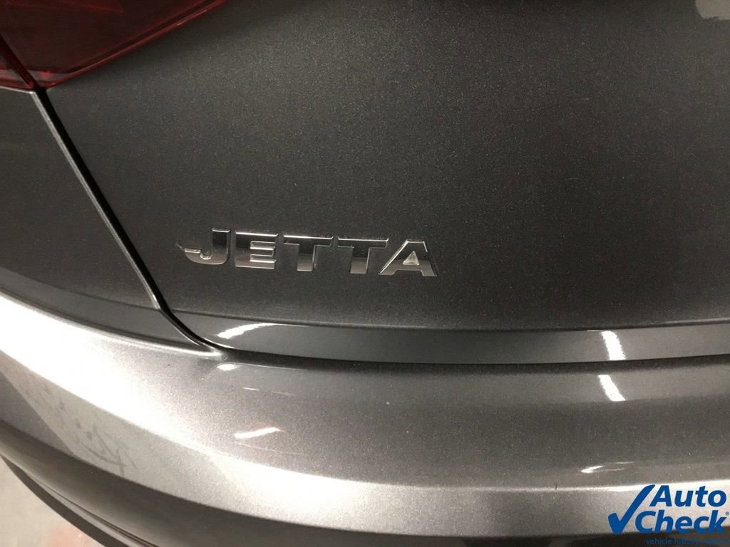Used 2019 Volkswagen Jetta SEL image 14