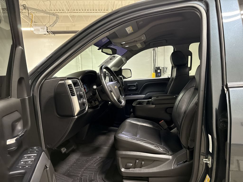 Used 2018 Chevrolet Silverado 1500 LT w/ All Star Edition AWD/4WD image 20