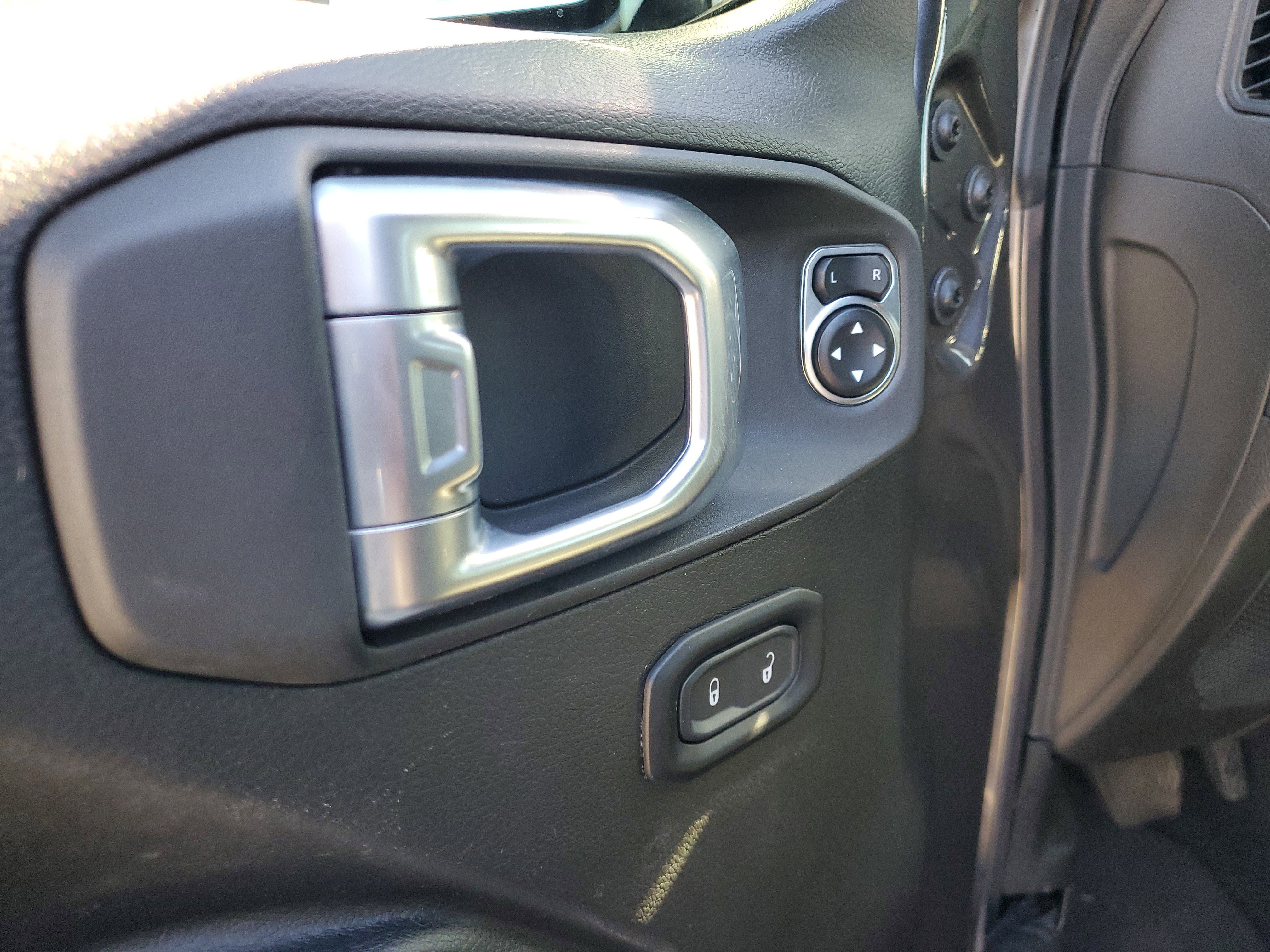 Used 2024 Jeep Wrangler Sport S w/ Convenience Group image 11