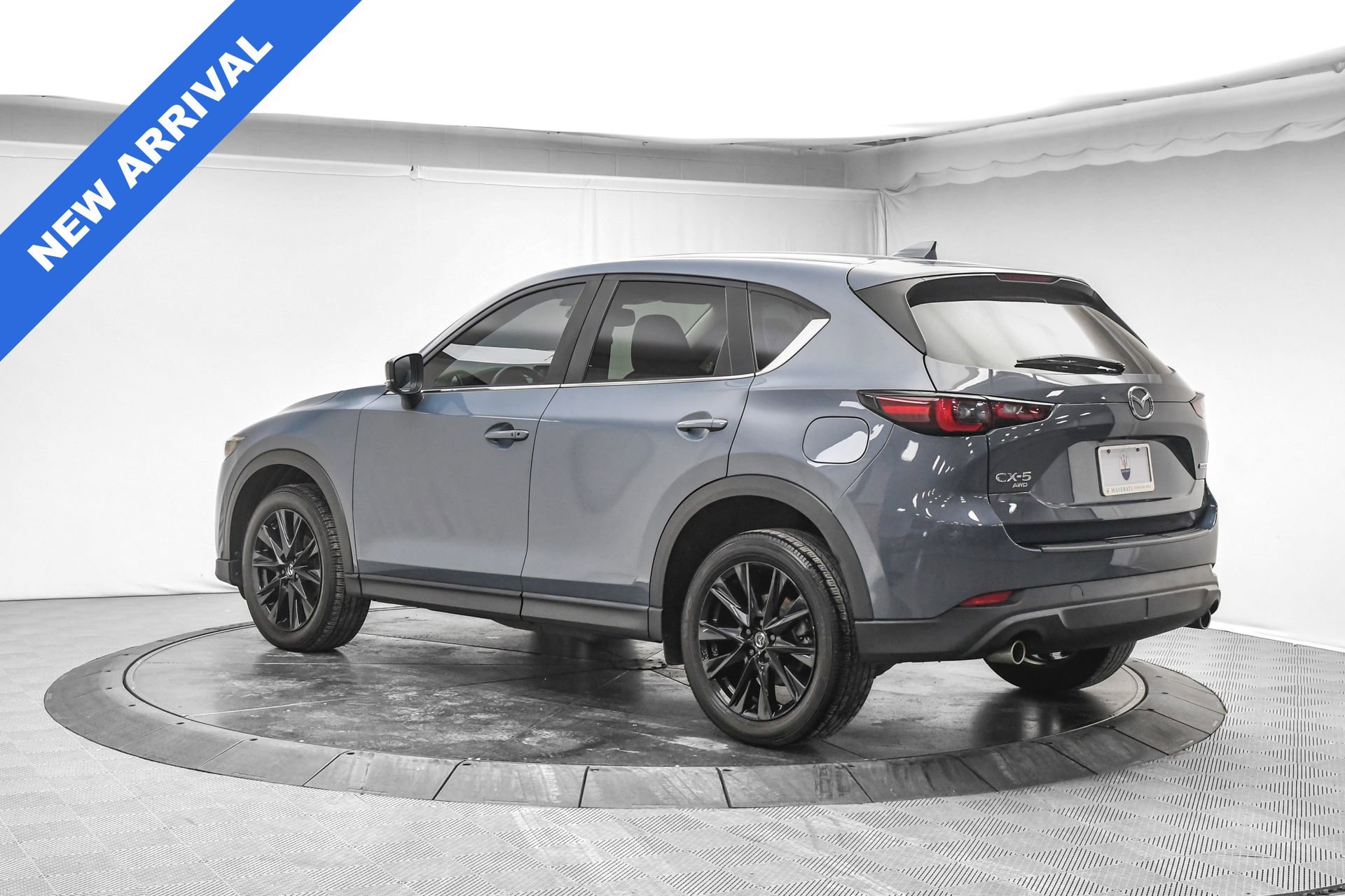Used 2023 MAZDA CX-5 Carbon Edition image 5