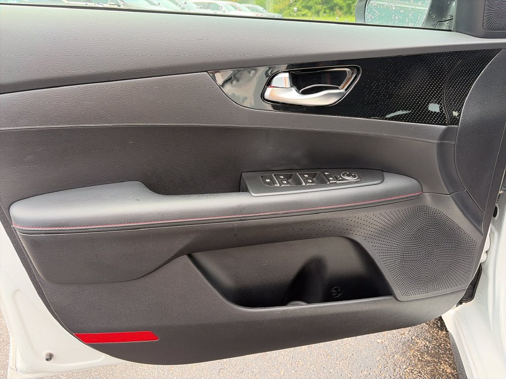 Used 2024 Kia Forte GT FWD image 18