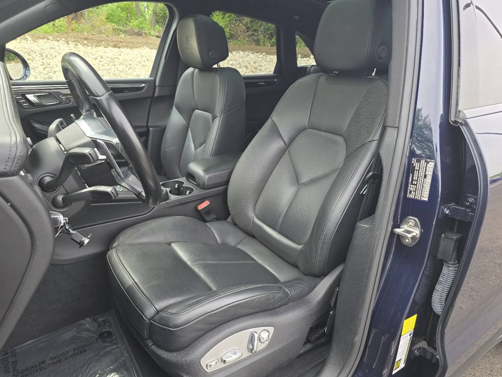 Used 2020 Porsche Macan S AWD/4WD image 5