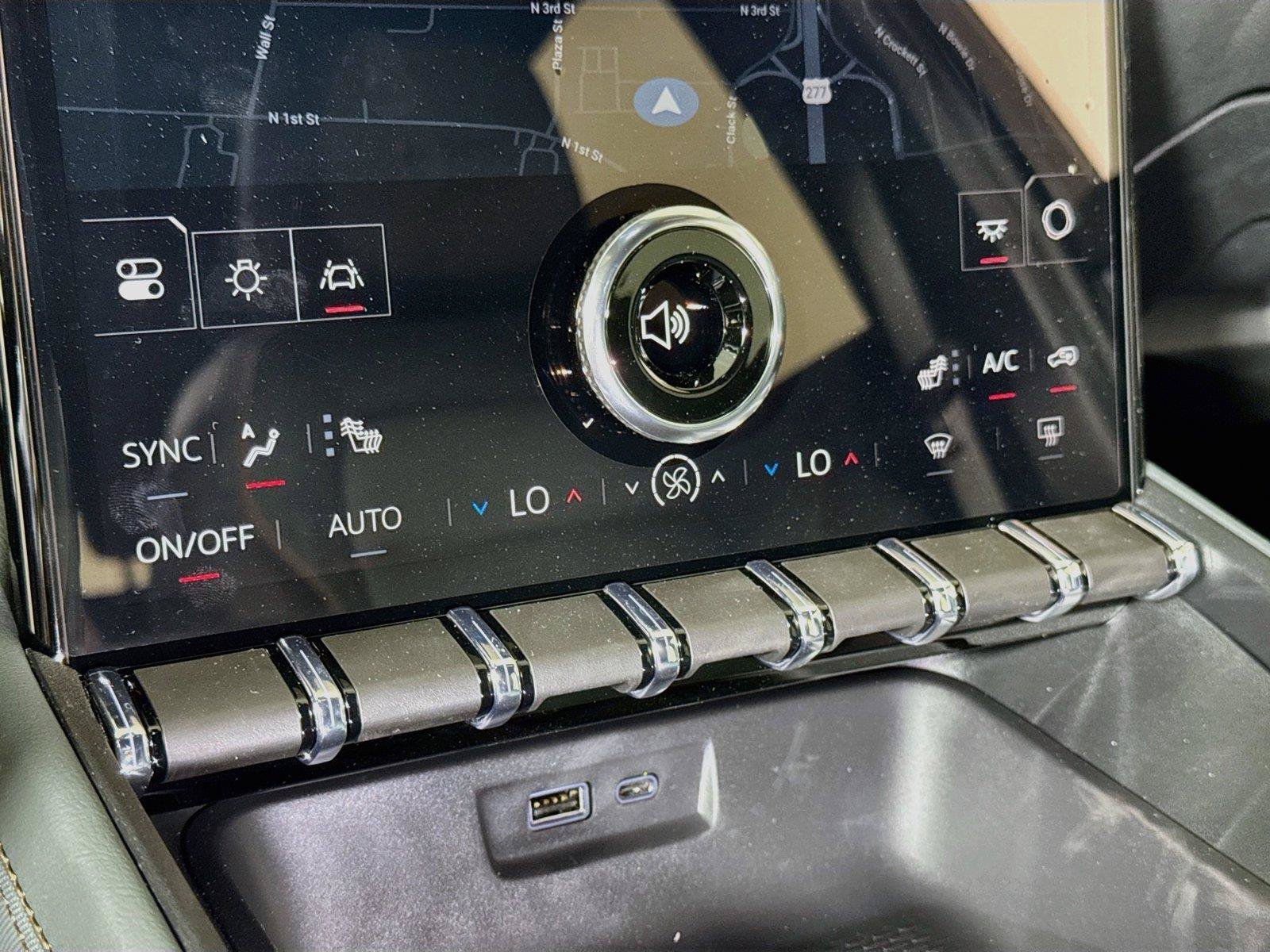 New 2027 GMC Terrain AT4 w/ Technology Package II AWD/4WD image 10