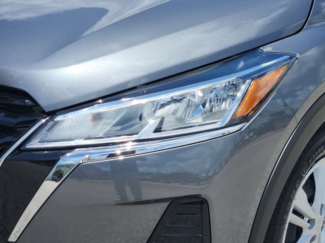 Used 2025 Nissan Kicks Play S FWD image 6