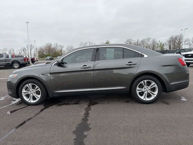 Used 2018 Ford Taurus SEL image 13