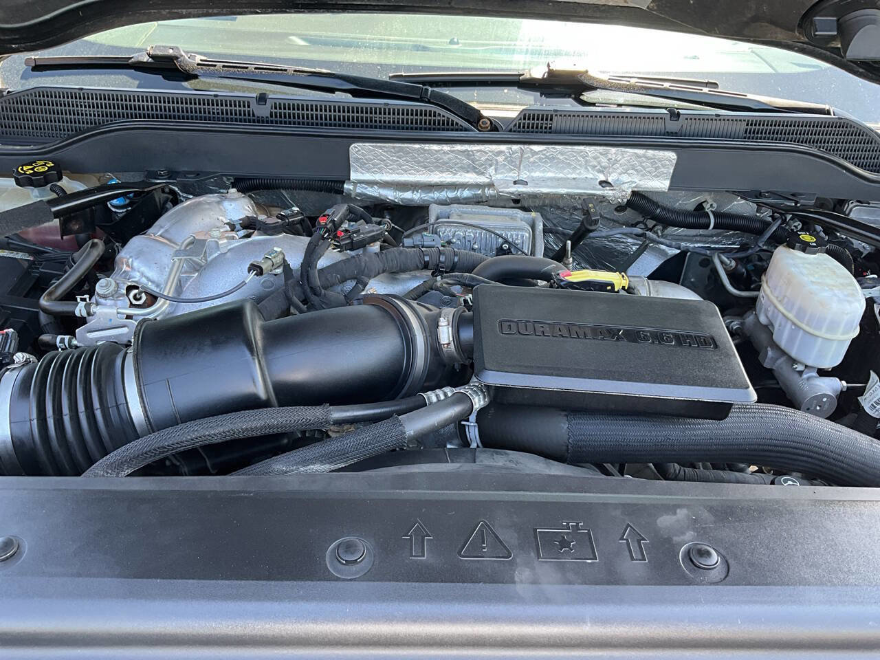 Used 2019 Chevrolet Silverado 2500 LTZ w/ Duramax Plus Package image 18