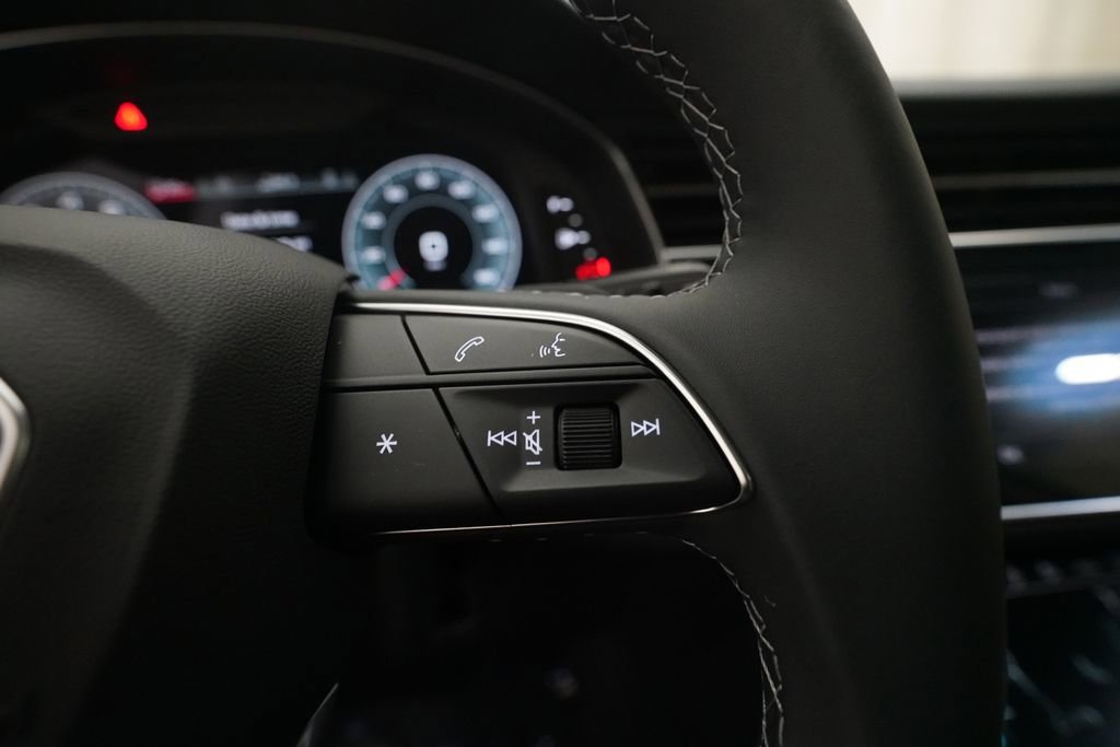 New 2026 Audi Q7 3.0T Premium image 23
