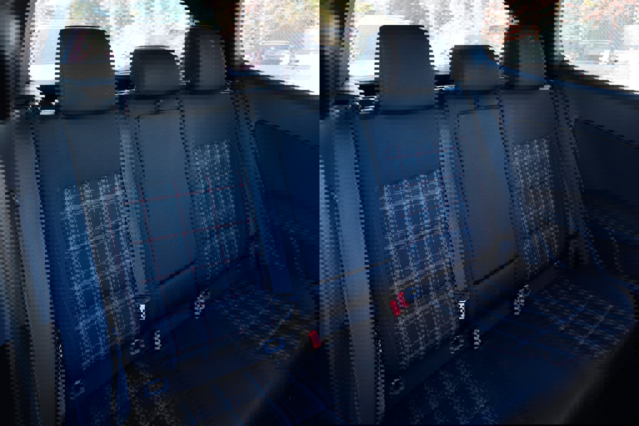 Used 2012 Volkswagen GTI 2-Door image 17