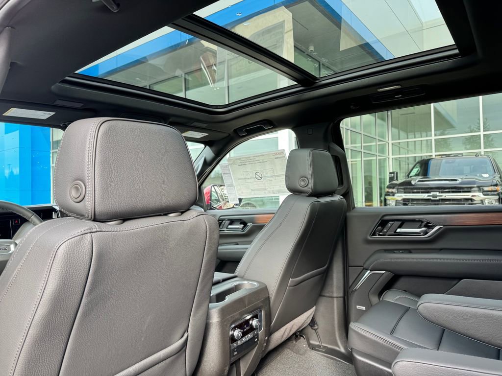 New 2026 GMC Yukon XL Denali w/ Sun & Power Step Package AWD/4WD image 53
