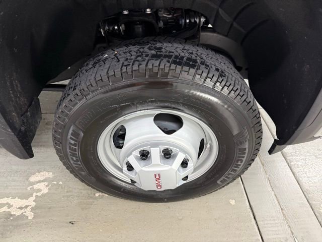 New 2025 GMC Sierra 3500 Pro w/ Convenience Package image 4