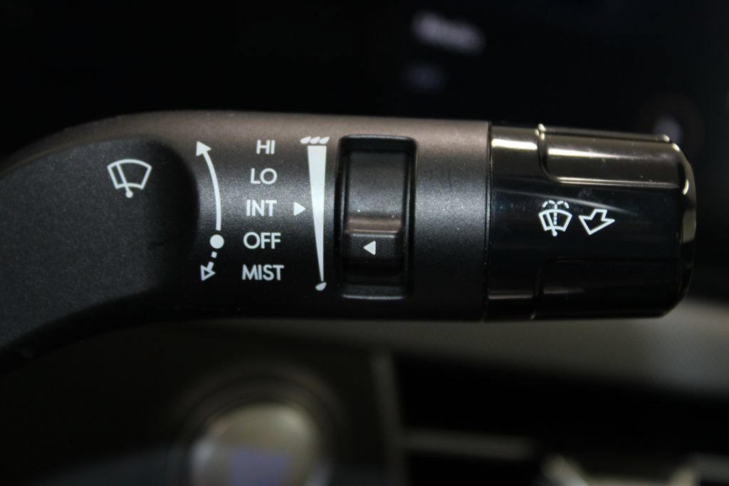 Used 2024 Hyundai Sonata SEL FWD image 28