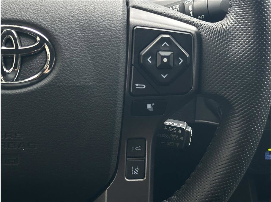 Used 2023 Toyota Tacoma TRD Off-Road w/ TRD Premium Off Road Package image 22