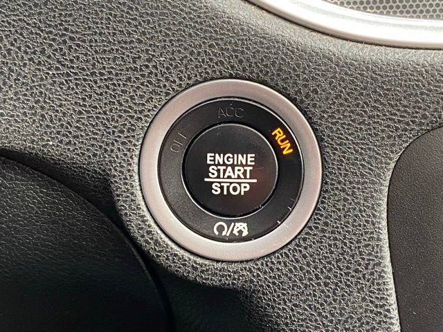 Used 2018 Dodge Charger GT image 32