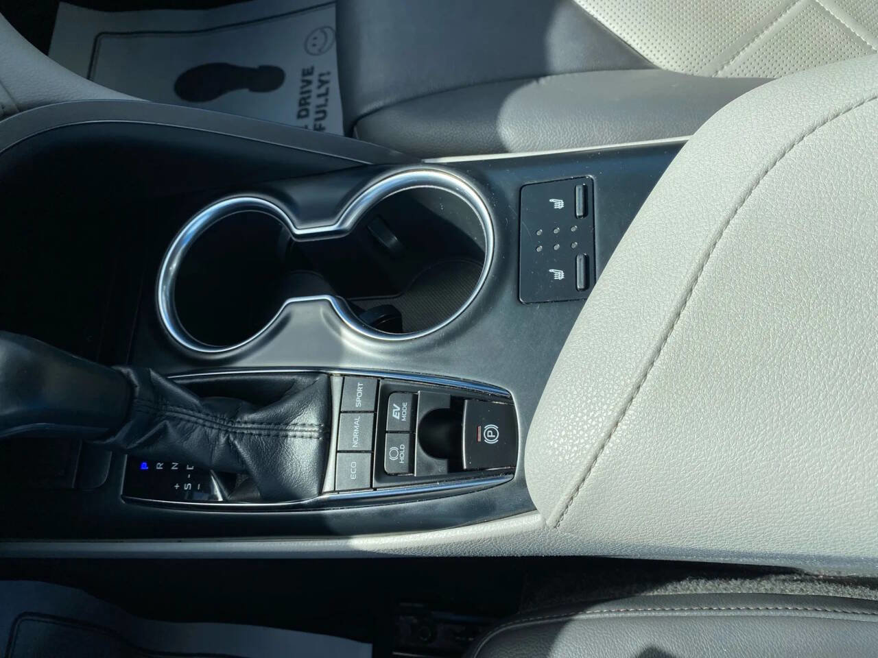 Used 2018 Toyota Camry XLE w/ Audio Package image 21