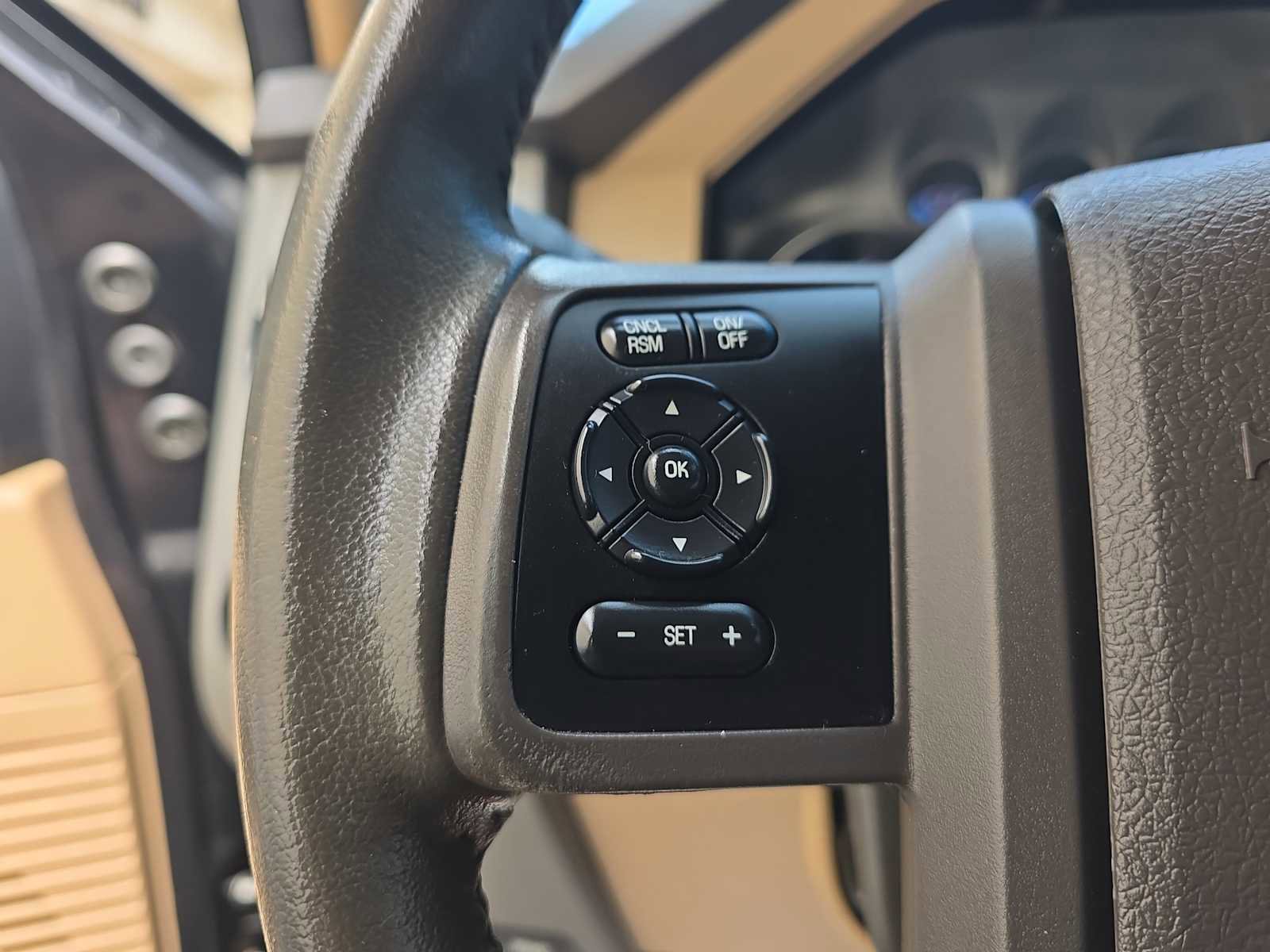 Used 2013 Ford F250 Lariat w/ Lariat Ultimate Pkg image 27