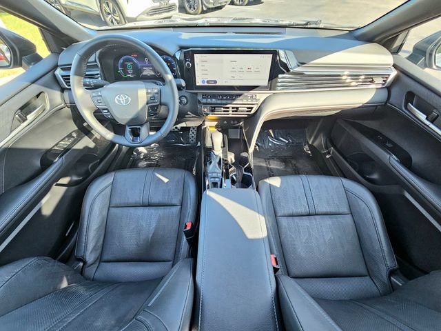 Used 2025 Toyota Camry XSE FWD image 28