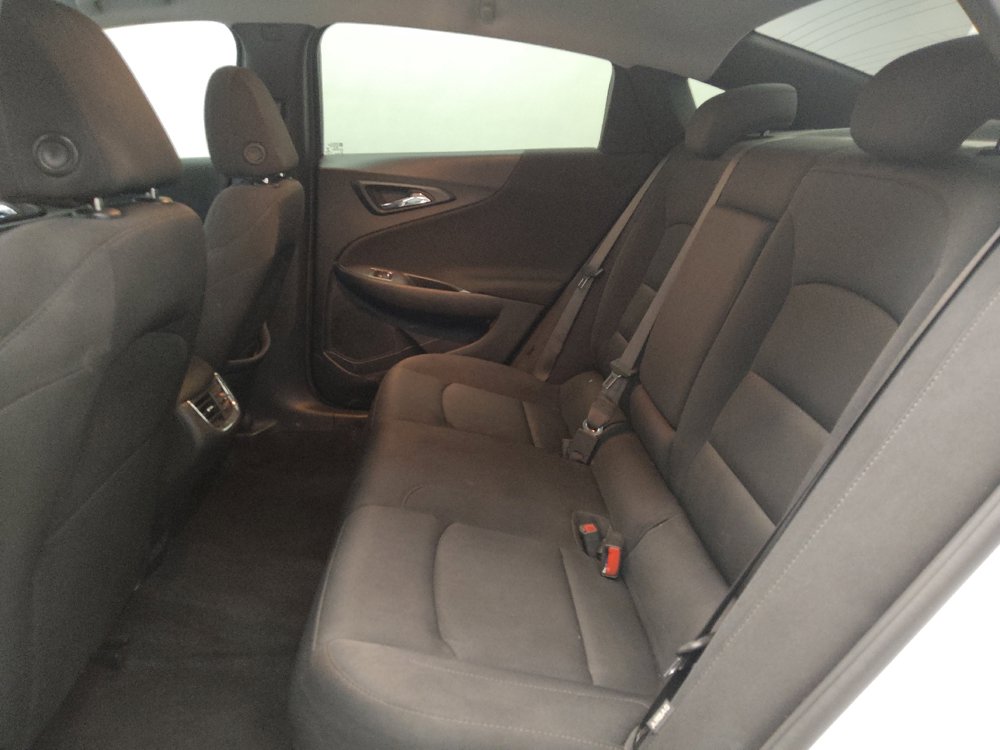 Used 2024 Chevrolet Malibu LT FWD image 18