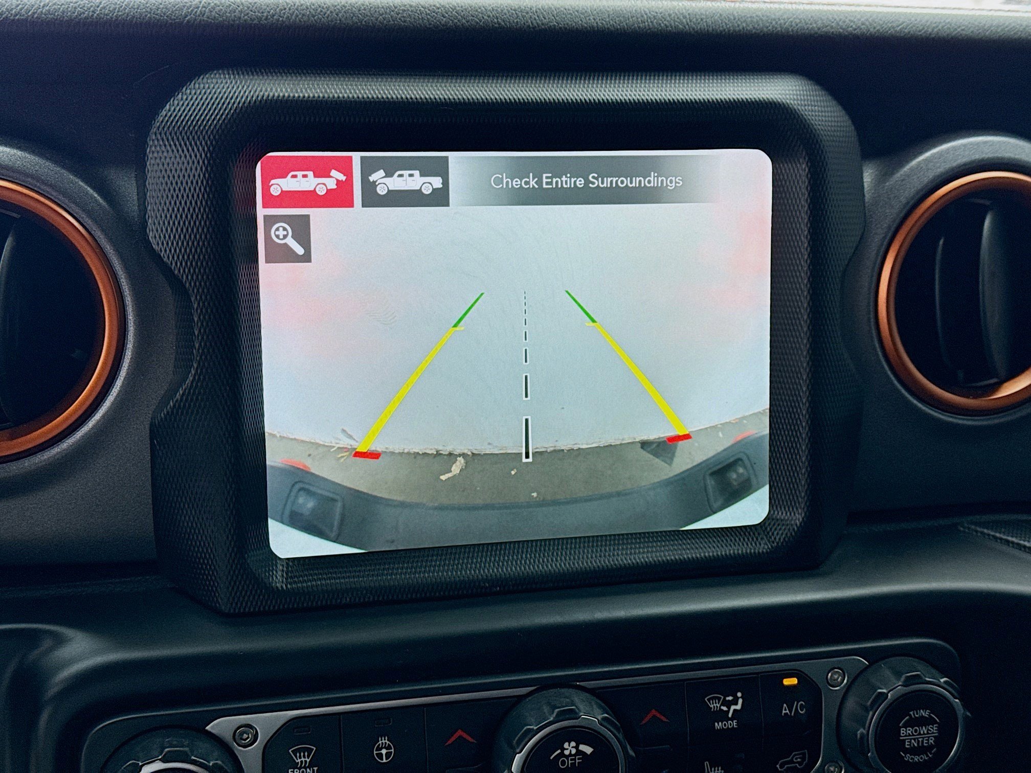 Used 2020 Jeep Gladiator Mojave AWD/4WD image 10