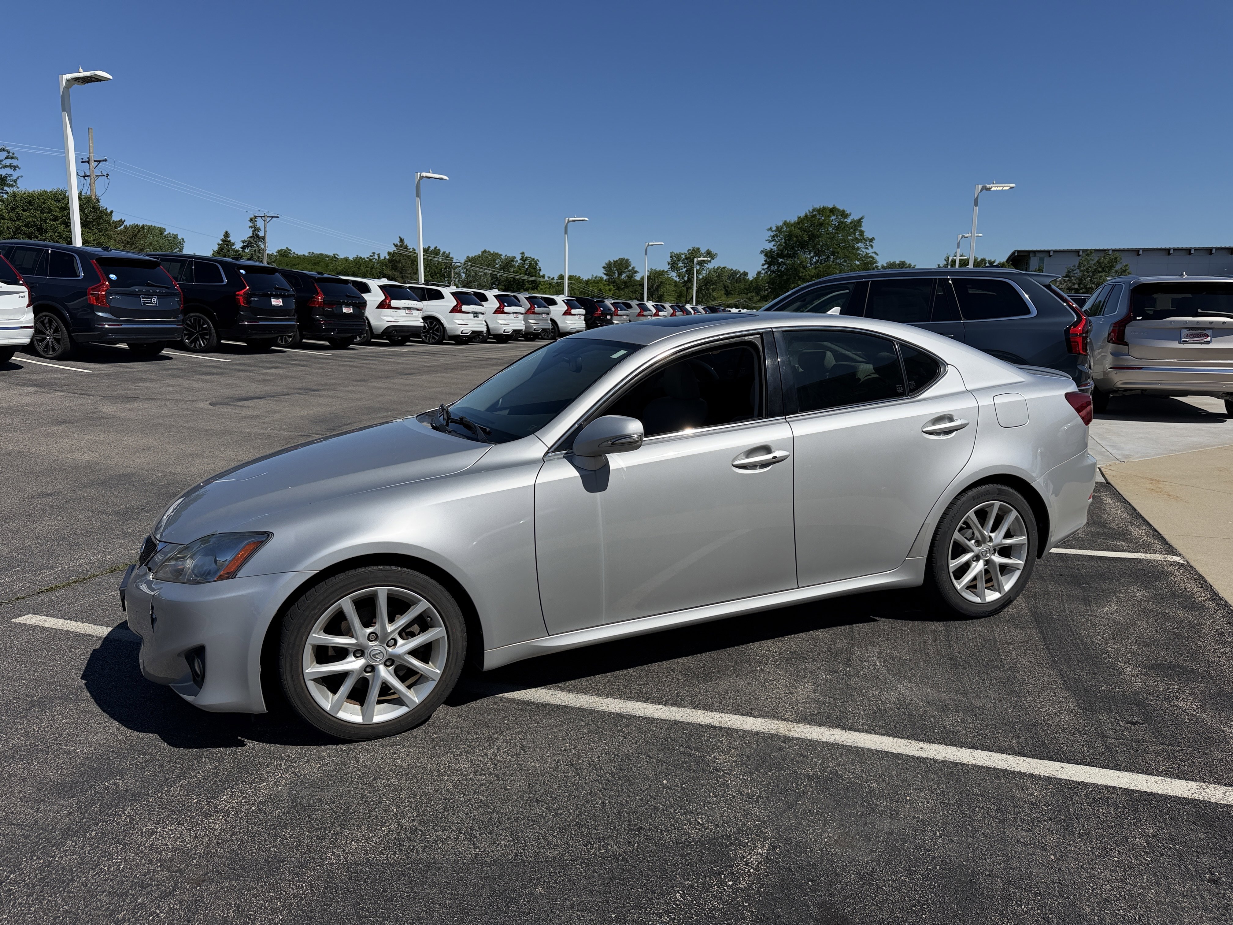 Used 2011 Lexus IS 250 w/ Premium Pkg Value Edition RWD image 6