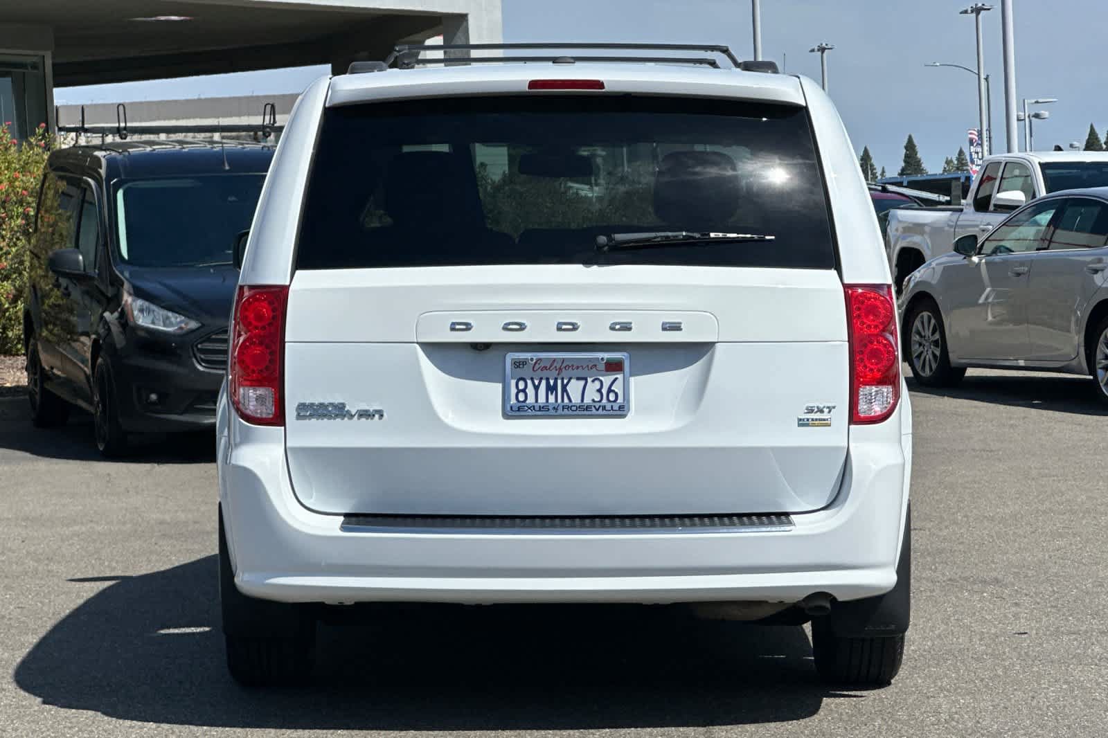 Used 2019 Dodge Grand Caravan SXT FWD image 8