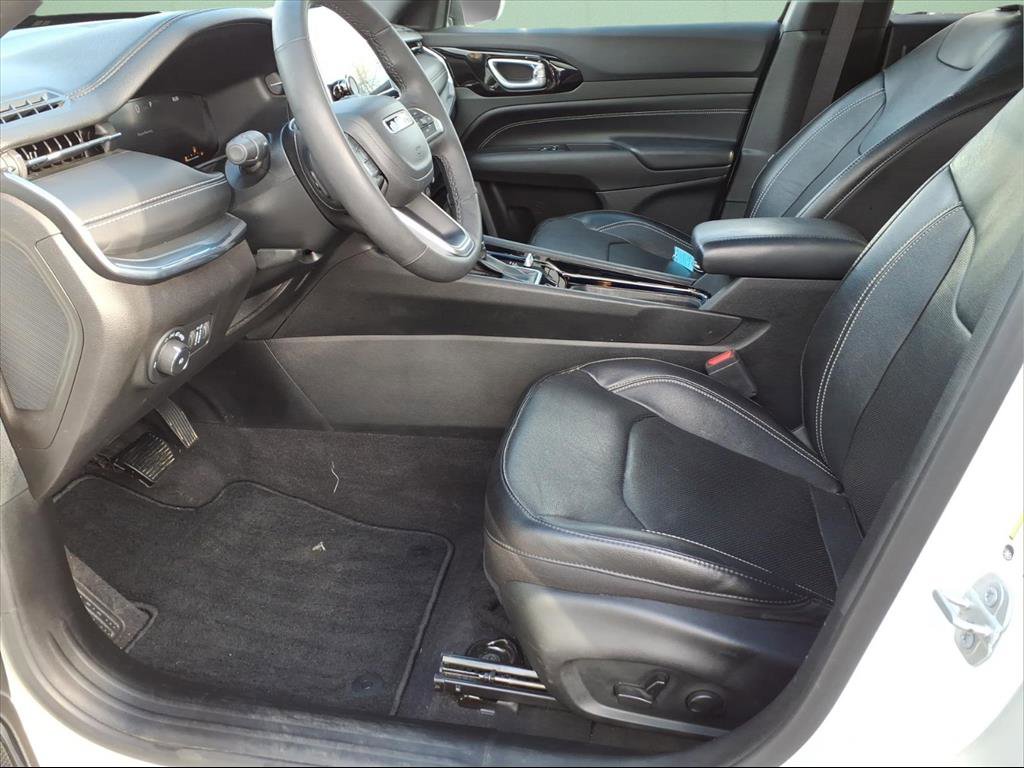 Used 2023 Jeep Compass High Altitude image 11