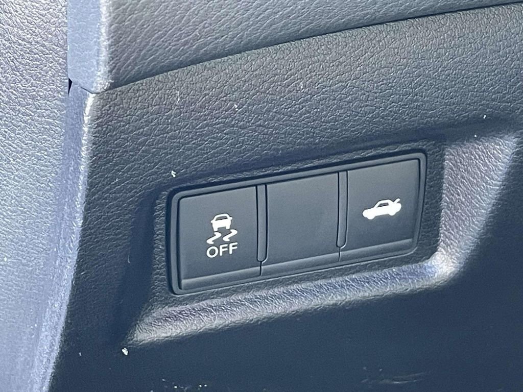 Used 2024 INFINITI Q50 Red Sport 400 w/ Black Opal Edition image 19