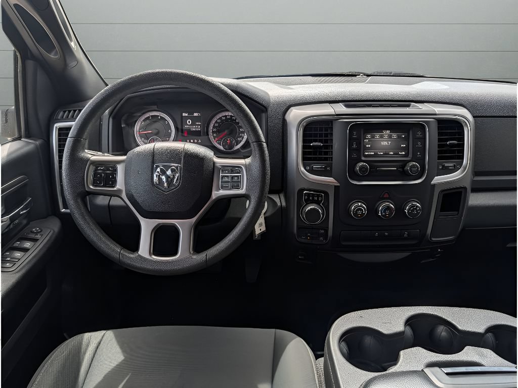 Used 2024 RAM 1500 Warlock AWD/4WD image 23