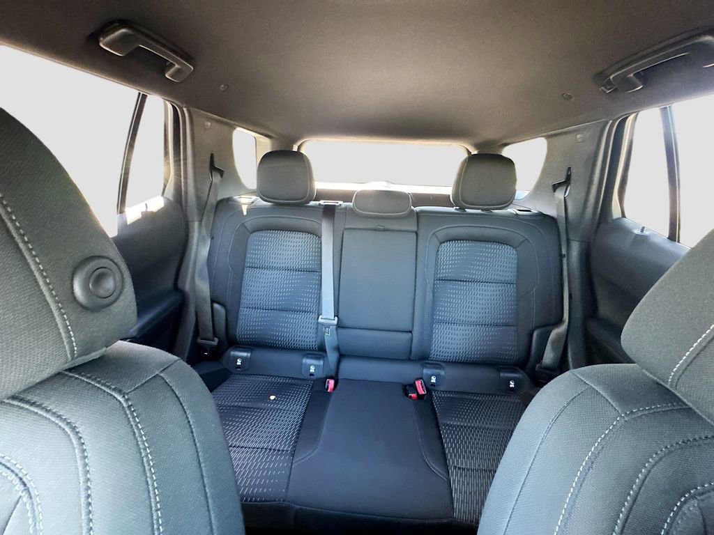 Used 2025 Chevrolet Equinox LT FWD image 28