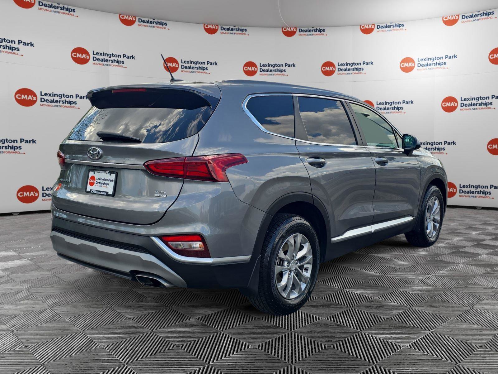 Used 2019 Hyundai Santa Fe SE AWD/4WD image 7