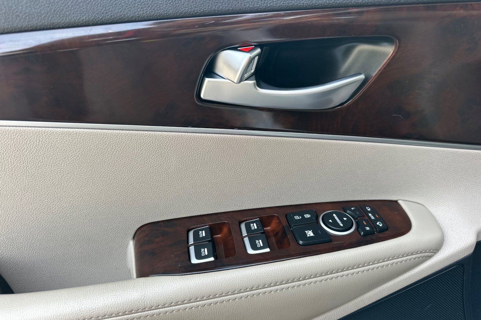 Used 2017 Kia Sorento EX w/ EX V6 Premium Package FWD image 11