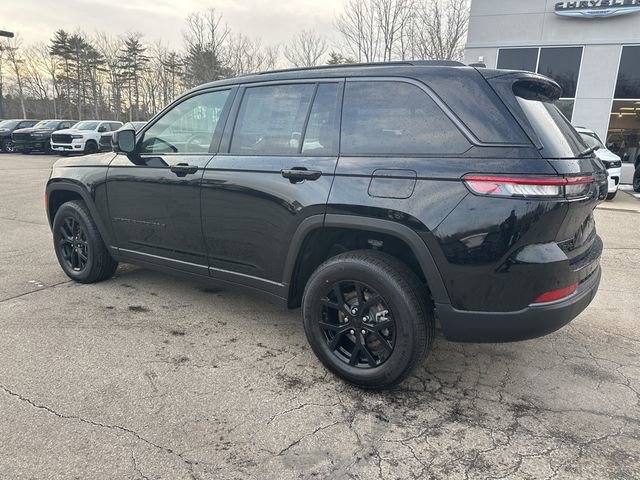 New 2026 Jeep Grand Cherokee Altitude AWD/4WD video 3