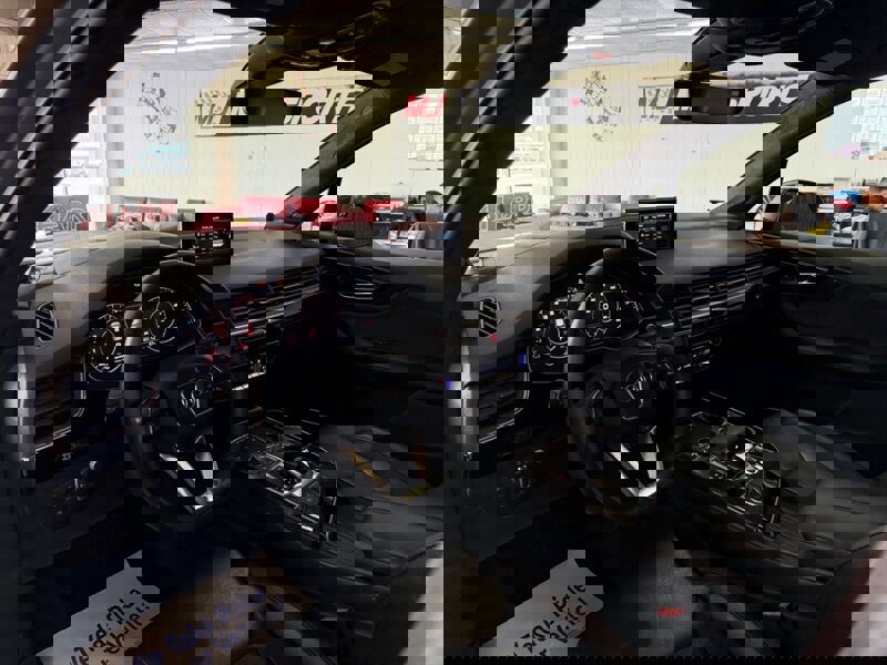 Used 2018 Audi Q7 3.0T Prestige image 29