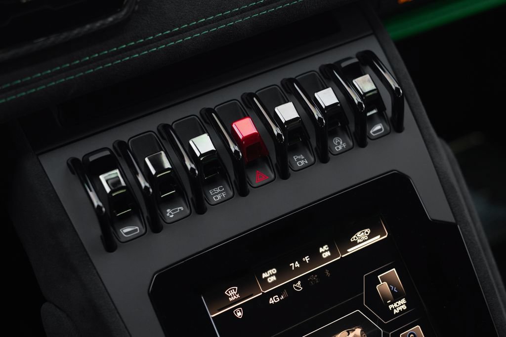 Used 2023 Lamborghini Huracan Tecnica RWD image 29