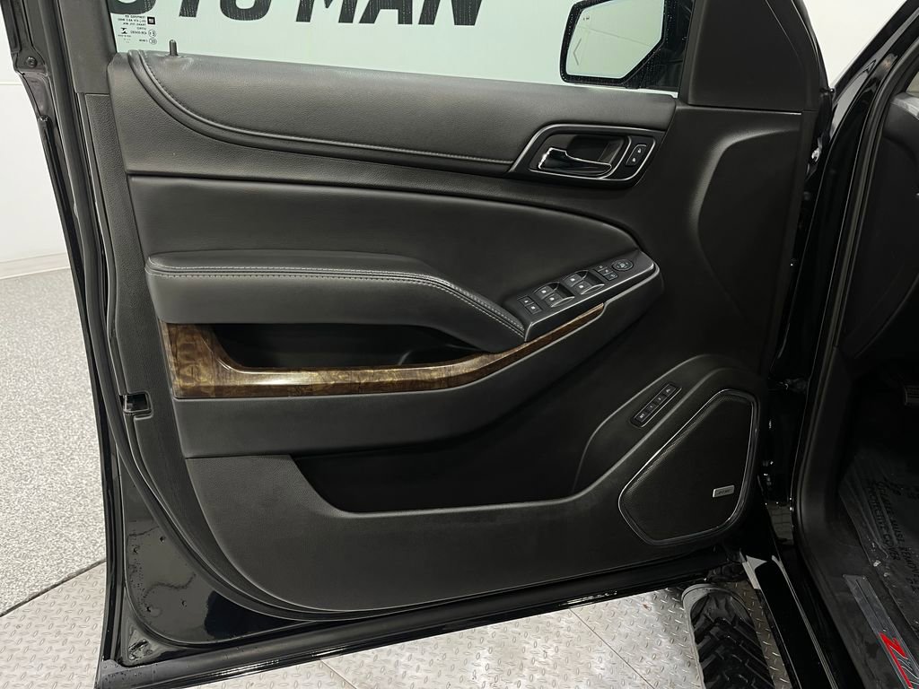 Used 2017 Chevrolet Tahoe LT image 17