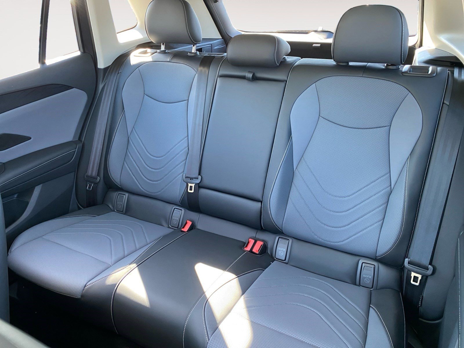New 2026 Volkswagen Tiguan SE AWD/4WD image 18