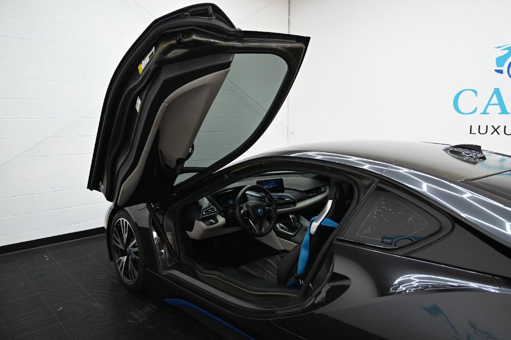 Used 2016 BMW i8 AWD/4WD image 18